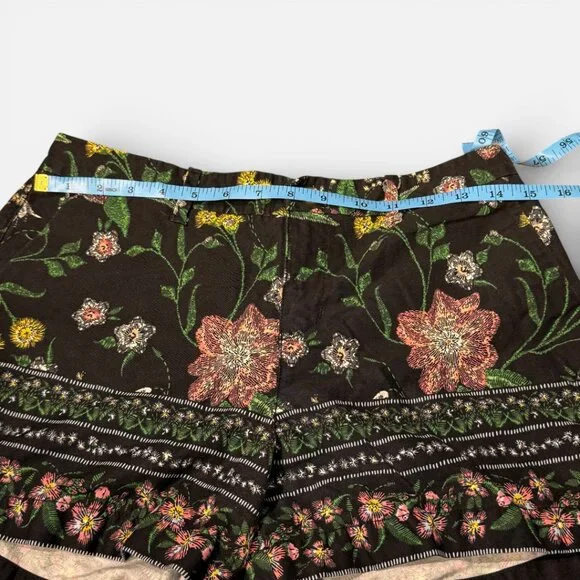 Old Navy Floral Black Cotton Chino Everyday Short Pink Yellow White Green size 6 - Picture 7 of 9